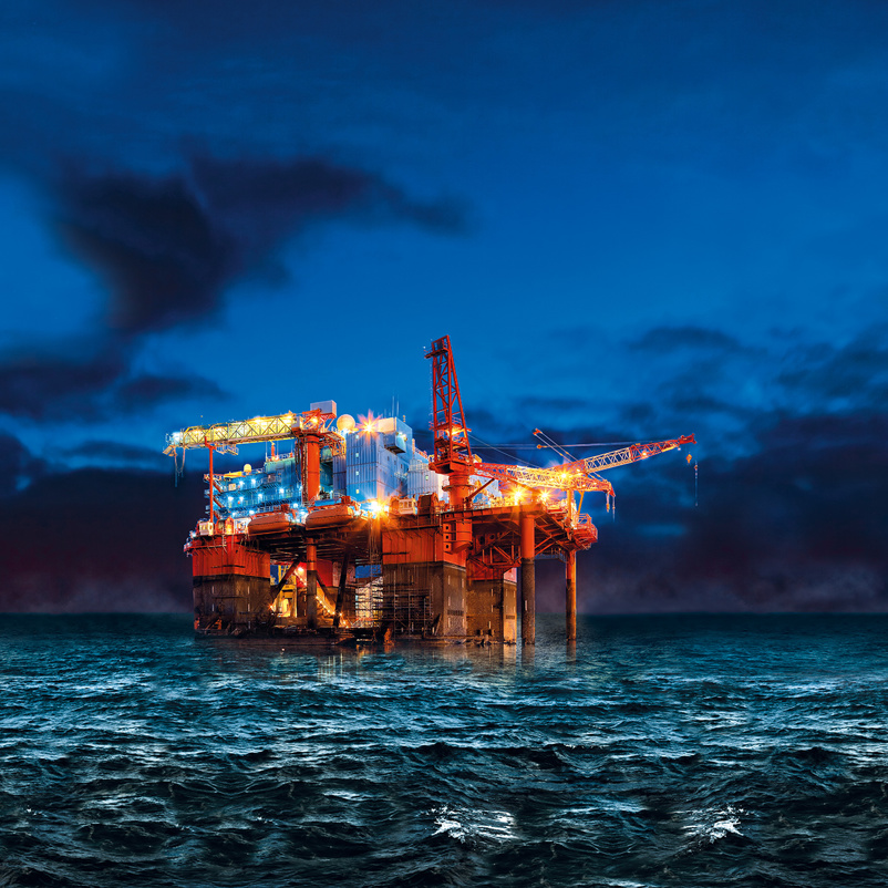 Offshore oil and gas platform